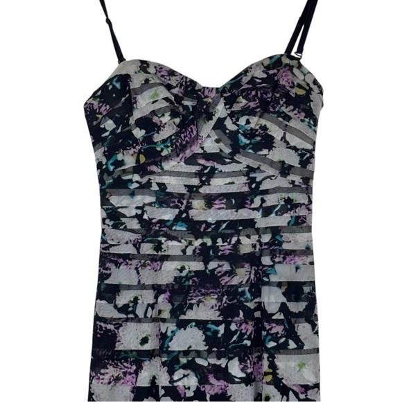 BCBGMAXAZRIA ERIKA SWEETHEART STRAPLESS TIERED FLORAL MESH MAXI GOWN DRESS - Picture 5 of 16